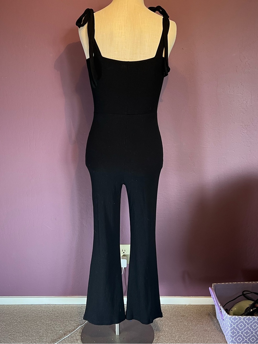 🖤Reformation Wesley Sleeveless Jumpsuit Romper Tie Straps • Black • Made in USA - Picture 3 of 5